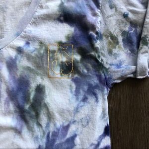 🌞3 for $25🌞 | Sitting Lady Hand Dyed Tee